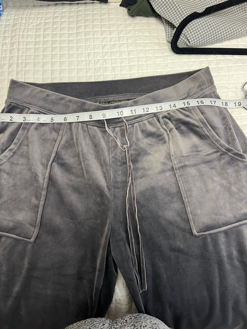 Nicole Richie for Harlow 1960 Gray Velour Jogger Pants Medium Comfortable Casual - Picture 3 of 10